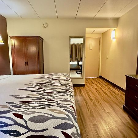 Red Roof Inn Hartford - Vernon Dış mekan fotoğraf